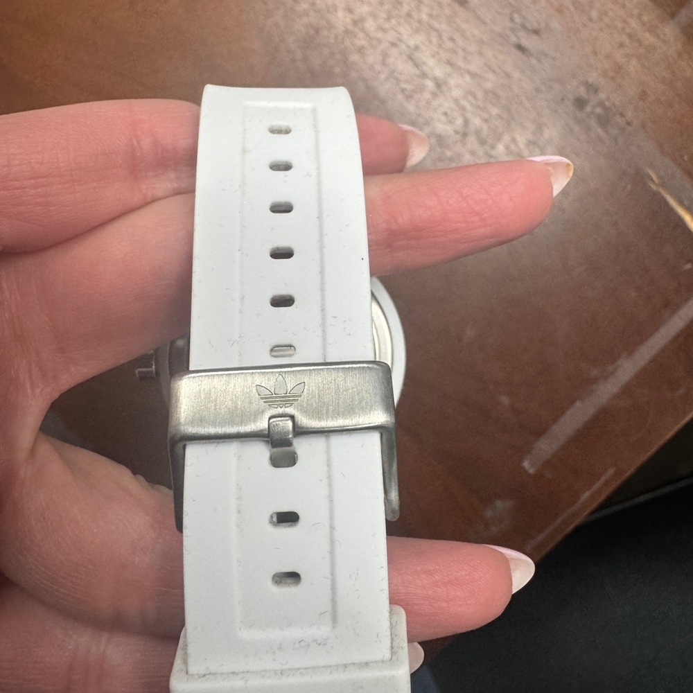 Adidas White Watch - Picture 4 of 4
